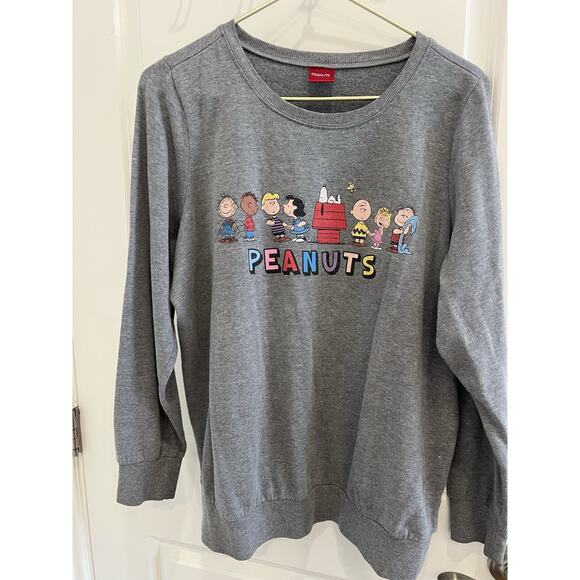 PEANUTS Snoopy Gray Crew Sweater Shirt Size Large - Picture 1 of 10